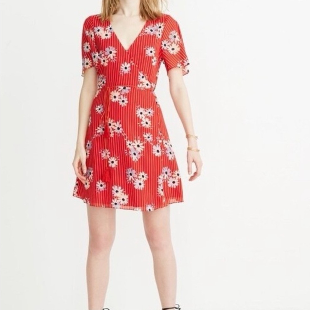Madewell Button Wrap Mini Dress in Daisy Society Red Floral Retro 1950s Size L